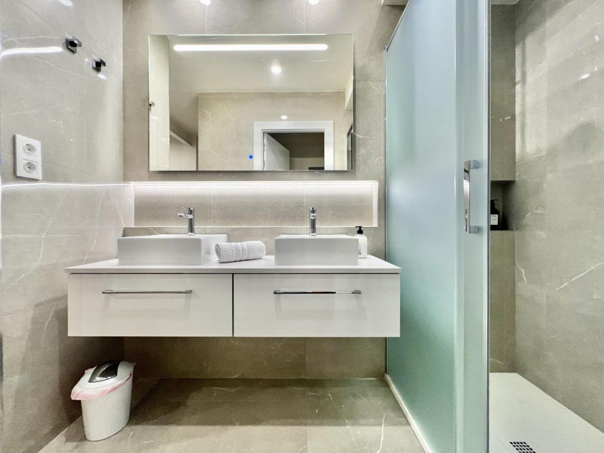 Cozy San Cristobal Apartment In Heart Of Alicante Exterior photo